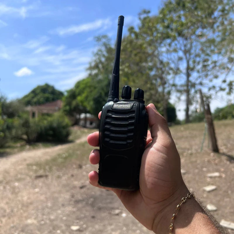 Radios Baofeng Con 2 Años De GARANTIA (+ de 5Km de alcance).