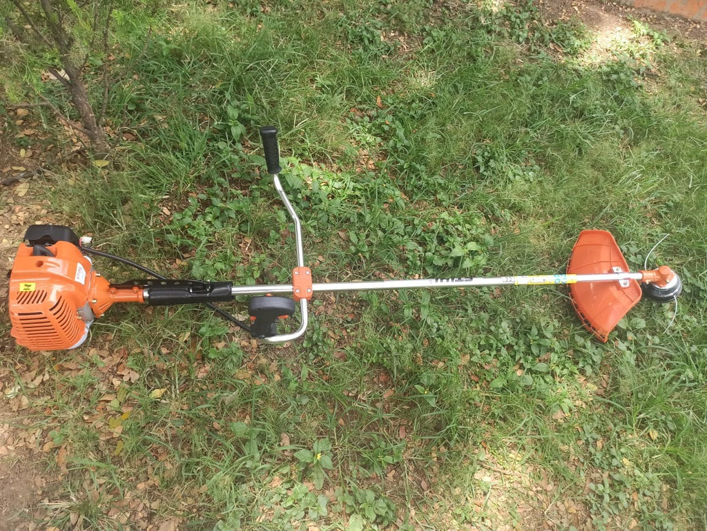 GUADAÑA TIPO STIHL FS-450 CON ACCECORIOS